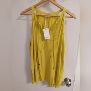 Rose & Olive Lemon Sleeveless Blouse